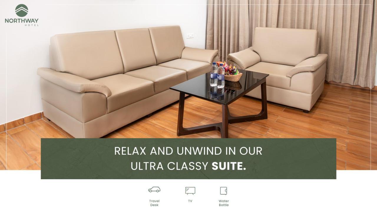 Northway Hotel 维沙卡帕特南 外观 照片