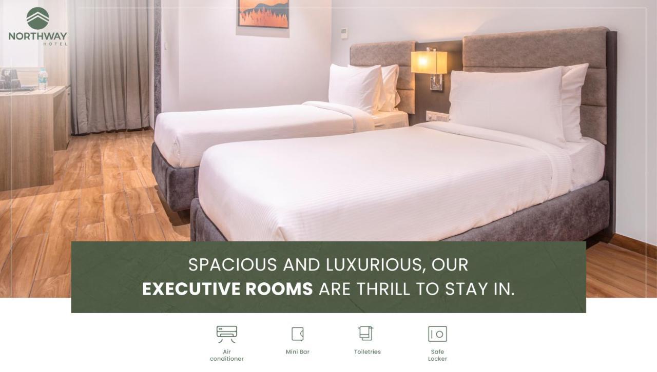 Northway Hotel 维沙卡帕特南 外观 照片