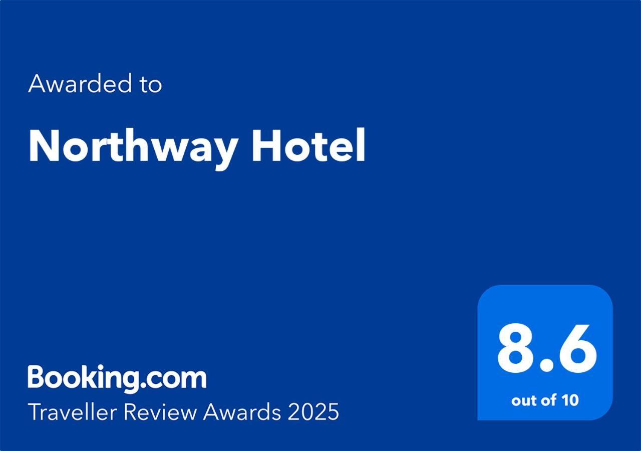 Northway Hotel 维沙卡帕特南 外观 照片